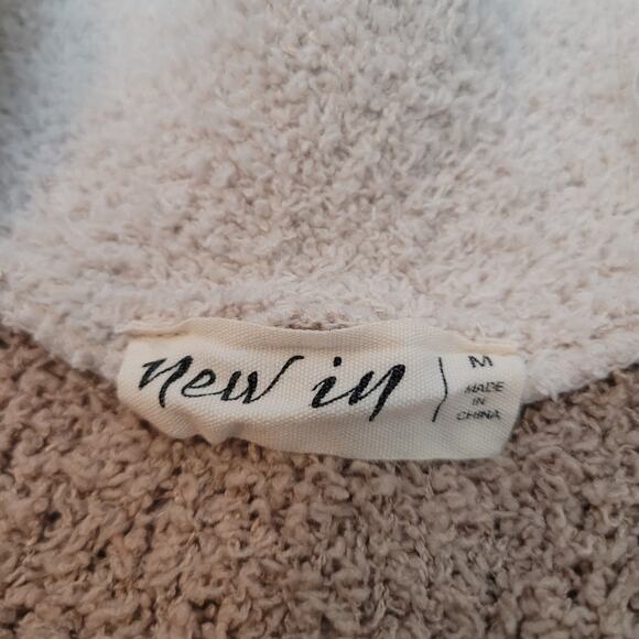 New In Size M Cream Geometric Print Open Front Soft Plush Cardigan Sweater - Picture 7 of 9